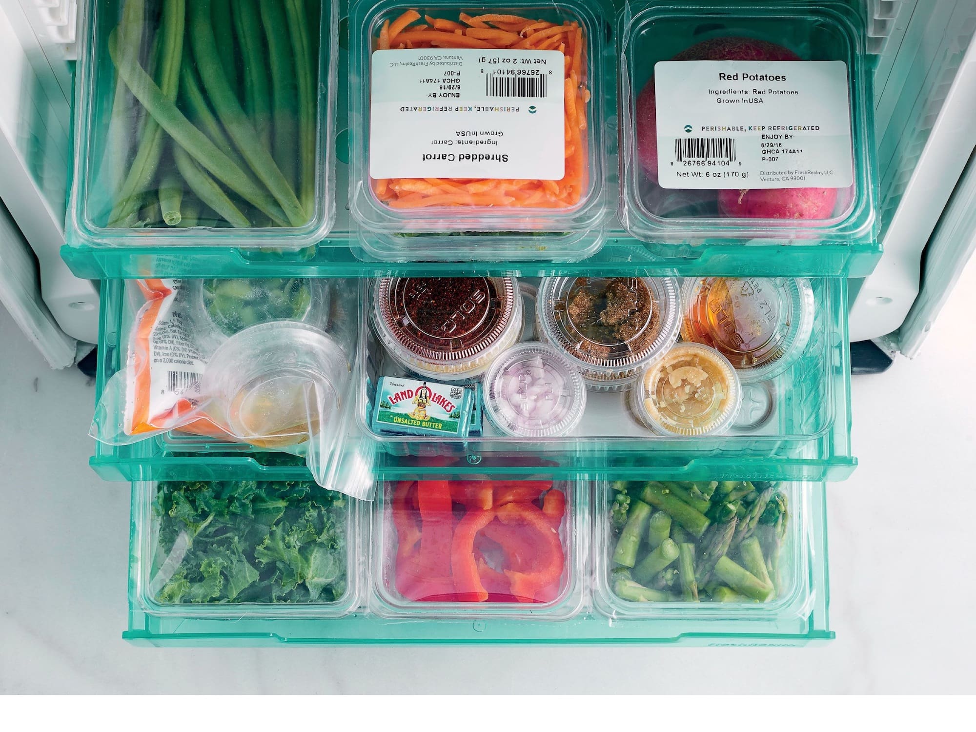 FreshRealm packs with food in them