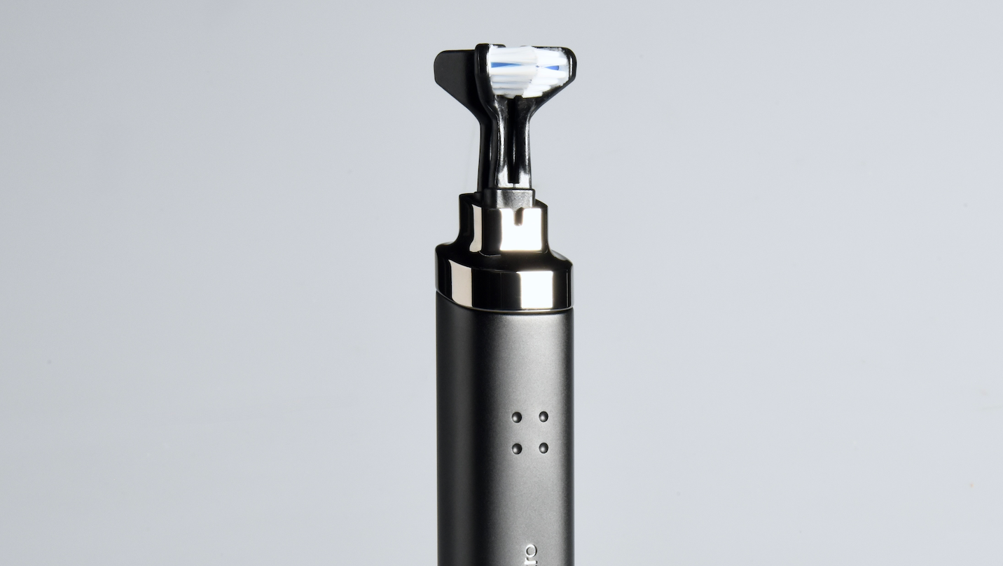 QUATRO TOOTHBRUSH