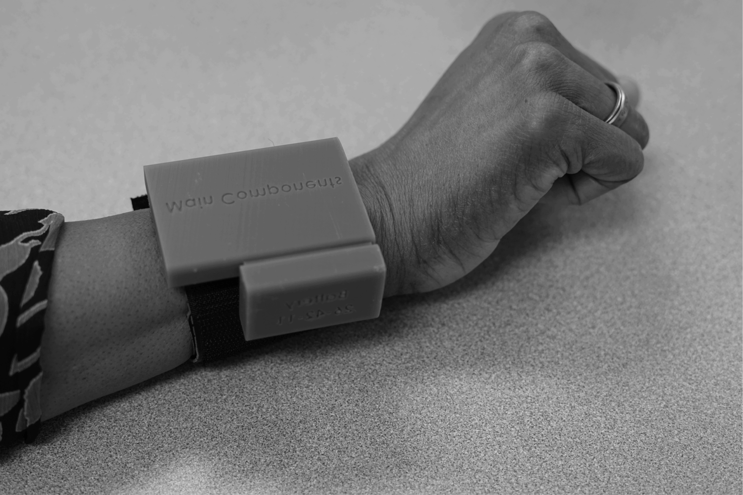 Sotera Wireless Prototype by RKS Design scaled