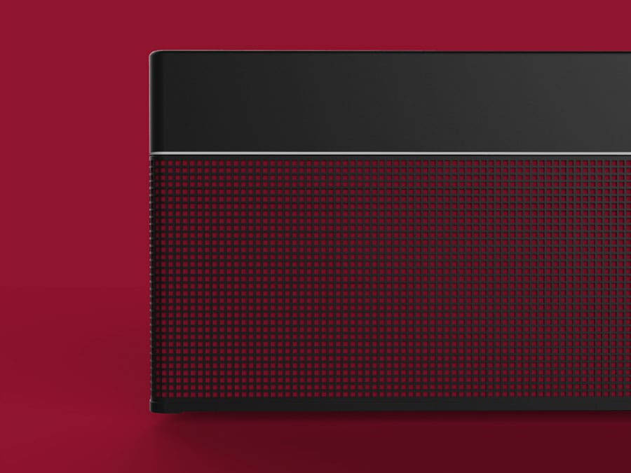 Line   6 speaker render with red background.